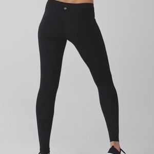 Black lululemon midrise leggings